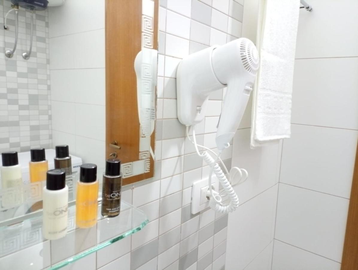Vlorë Trea Accomodations - Port Side מראה חיצוני תמונה