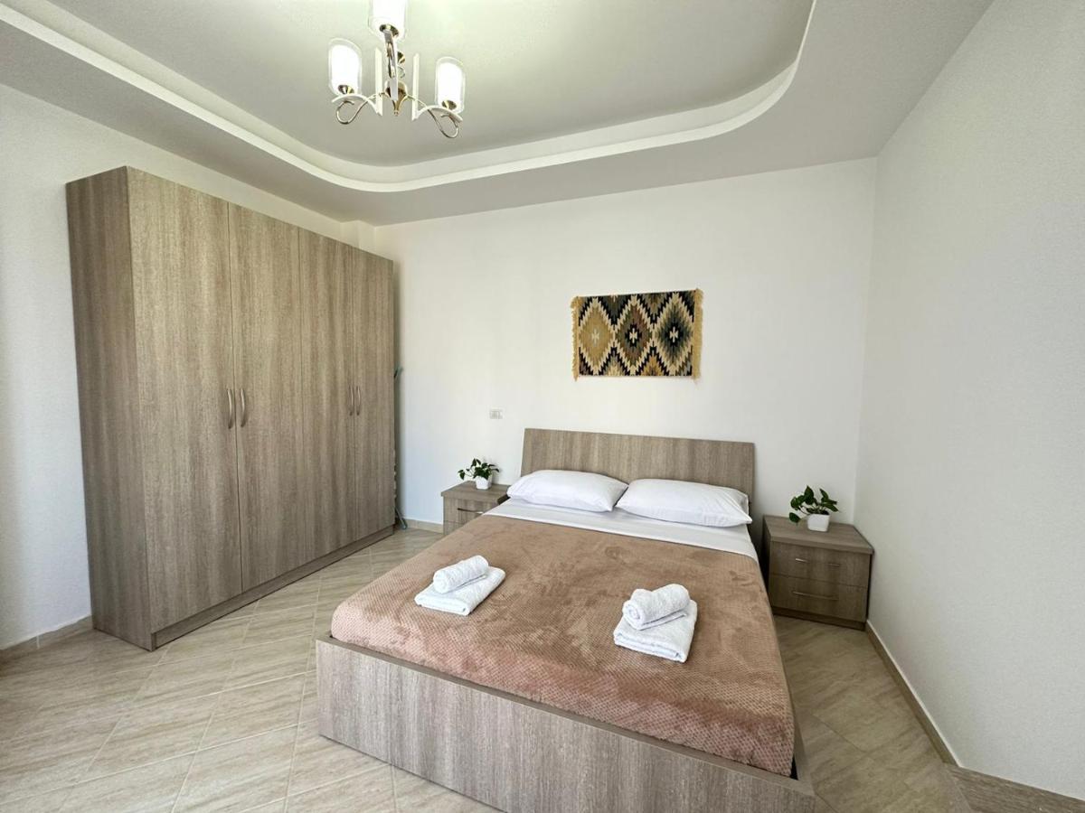 Vlorë Trea Accomodations - Port Side מראה חיצוני תמונה