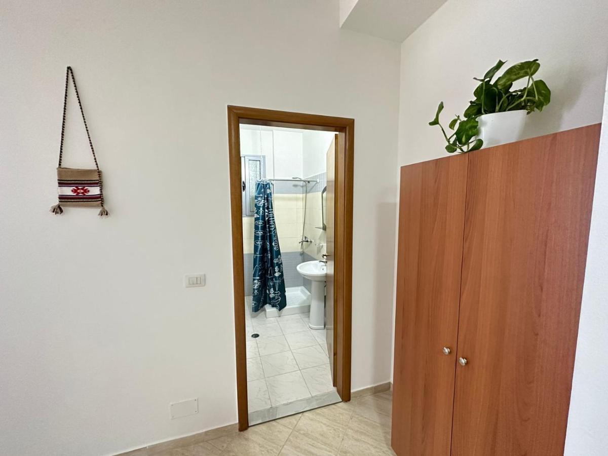 Vlorë Trea Accomodations - Port Side מראה חיצוני תמונה